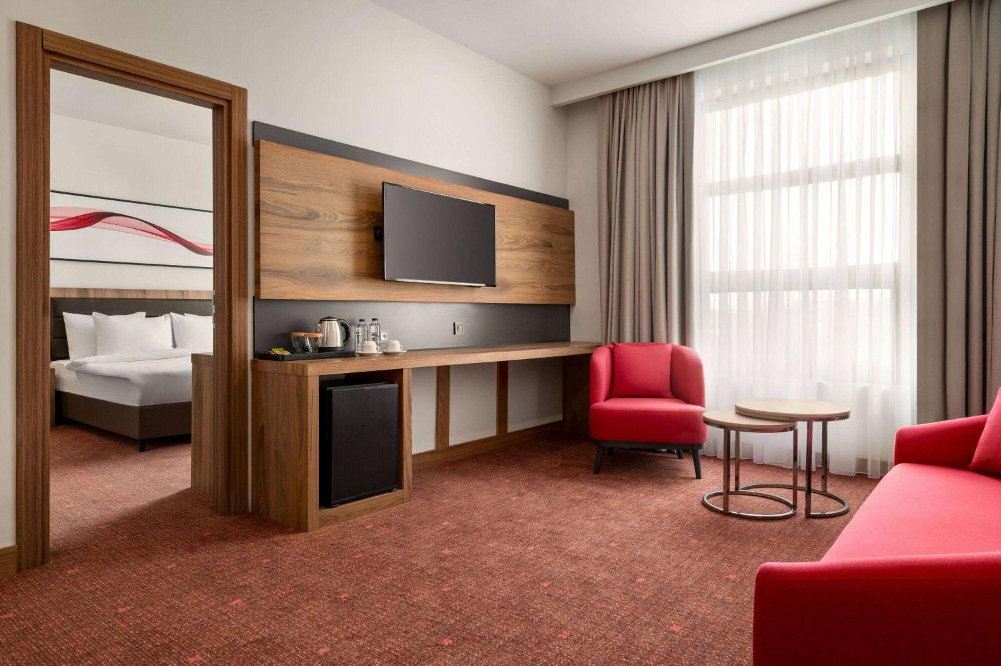 Ramada By Wyndham Karacabey Hotell Bursa Eksteriør bilde